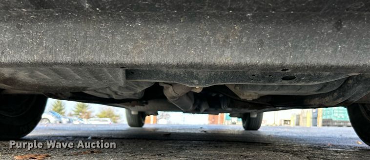 image for item NE9681 2009 Toyota Sienna LE  van