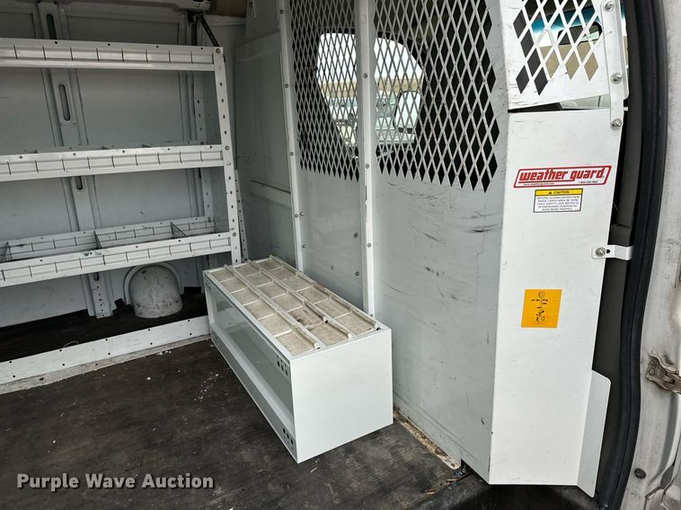 image for item NI9653 2007 Chevrolet Express 2500 van