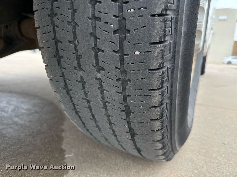 image for item NI9653 2007 Chevrolet Express 2500 van