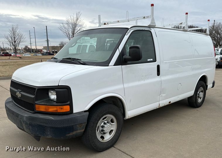 image for item NI9654 2007 Chevrolet Express 2500 van