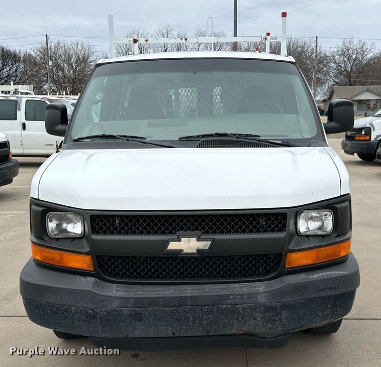 image for item NI9654 2007 Chevrolet Express 2500 van