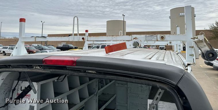 image for item NI9654 2007 Chevrolet Express 2500 van