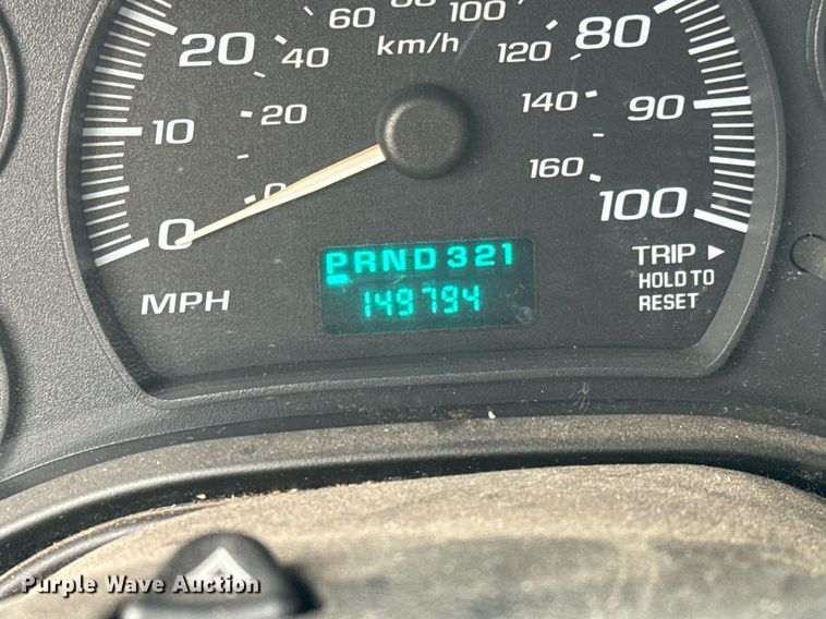 image for item NI9656 2004 Chevrolet Express 3500 van