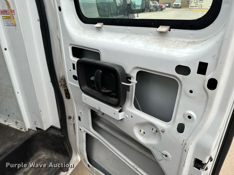 image for item NI9656 2004 Chevrolet Express 3500 van