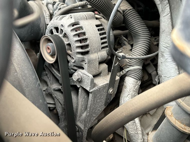 image for item NI9656 2004 Chevrolet Express 3500 van