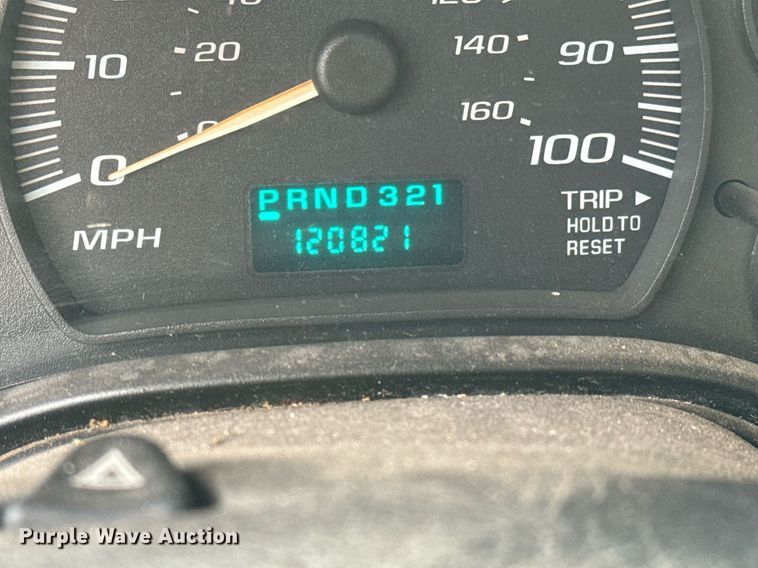 image for item NI9657 2004 Chevrolet Express 3500 van