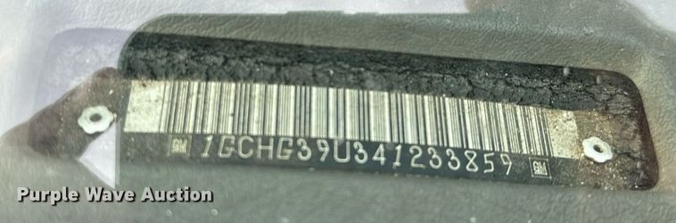 image for item NI9657 2004 Chevrolet Express 3500 van