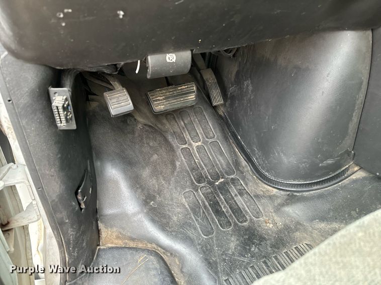 image for item NI9659 2008 Chevrolet Expresss 2500 van