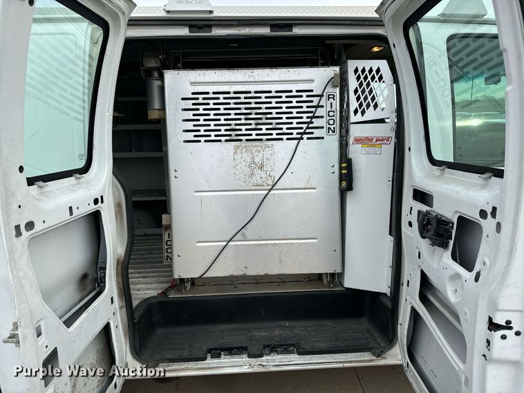 image for item NI9659 2008 Chevrolet Expresss 2500 van