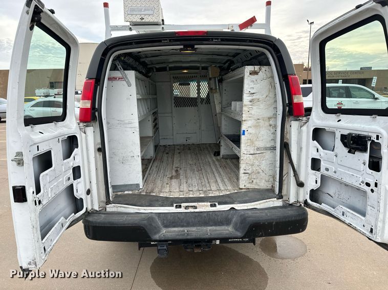 image for item NI9659 2008 Chevrolet Expresss 2500 van