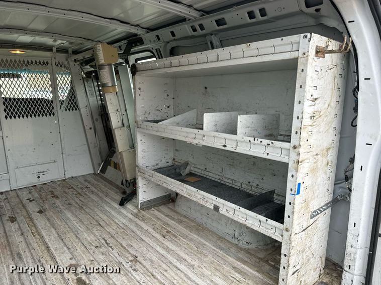 image for item NI9659 2008 Chevrolet Expresss 2500 van