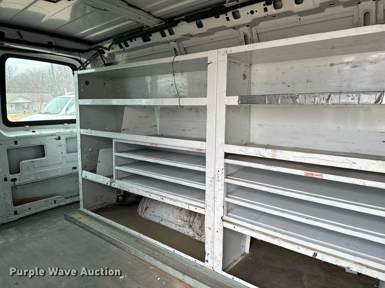 image for item NI9660 2003 Chevrolet  Express 2500 van