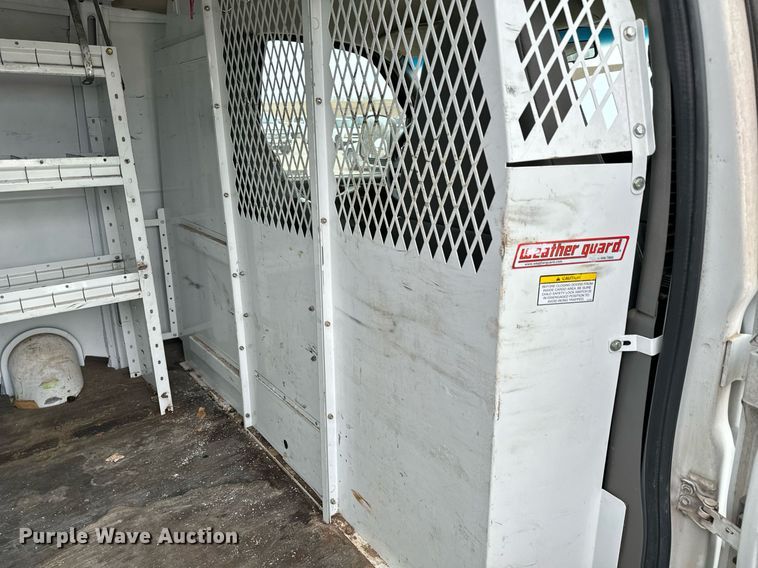 image for item NI9663 2007 Chevrolet Express 2500 van