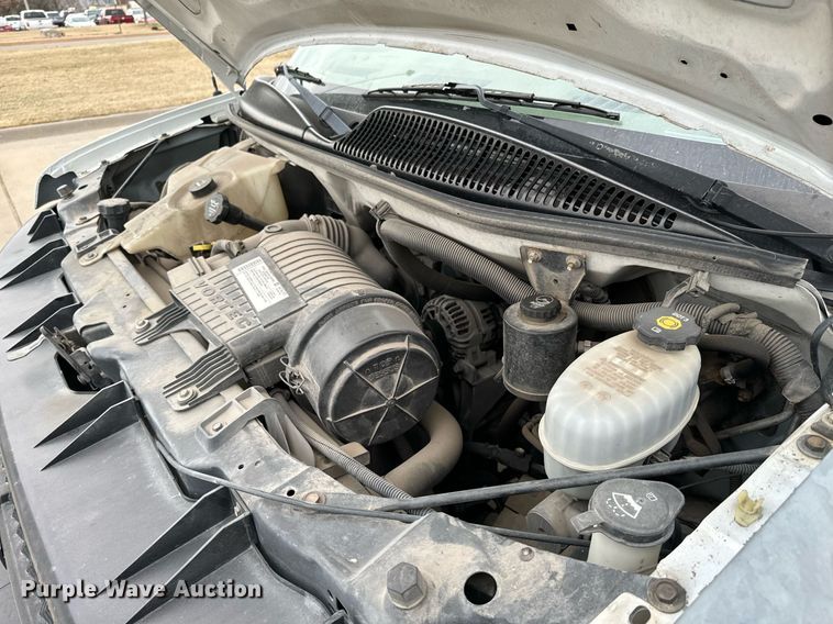 image for item NI9663 2007 Chevrolet Express 2500 van