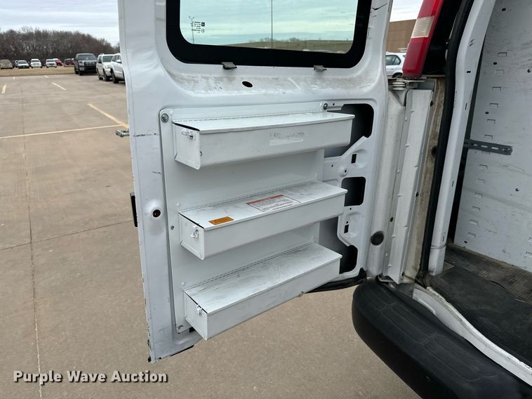 image for item NI9664 2007 Chevrolet Express 2500 van