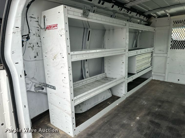 image for item NI9664 2007 Chevrolet Express 2500 van