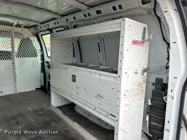 image for item NI9664 2007 Chevrolet Express 2500 van