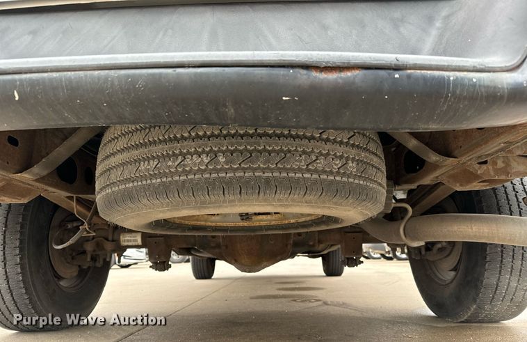 image for item NI9664 2007 Chevrolet Express 2500 van