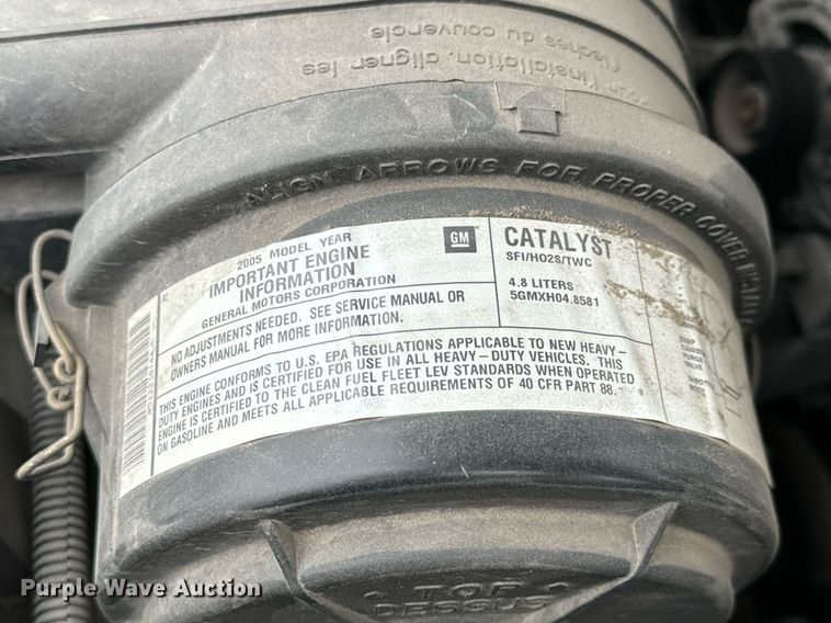 image for item NI9665 2005 Chevrolet Express 2500 van