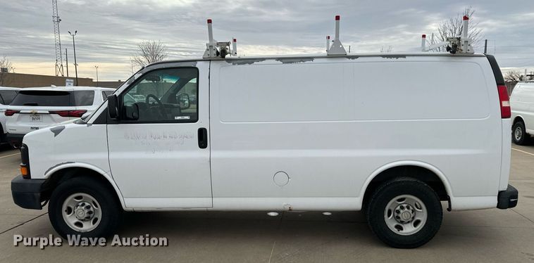 image for item NI9666 2007 Chevrolet  Express 2500 van