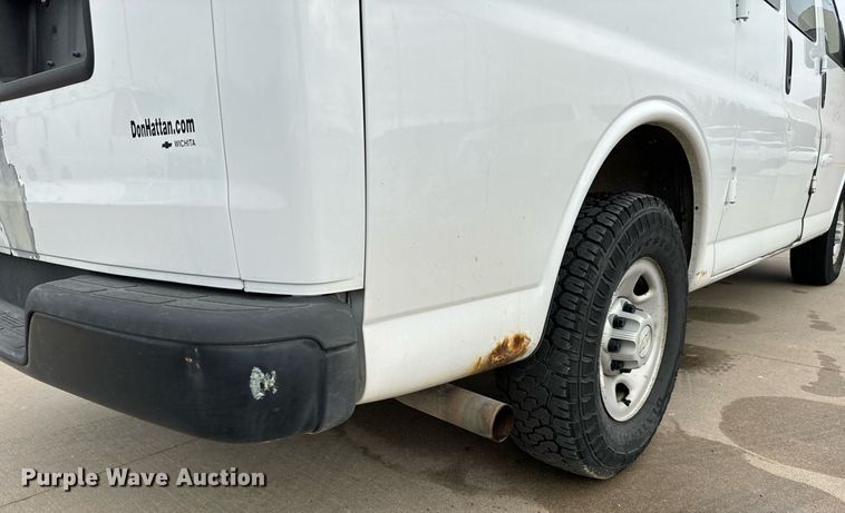 image for item NI9666 2007 Chevrolet  Express 2500 van