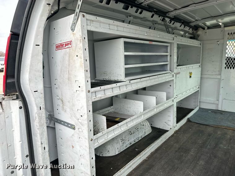 image for item NI9666 2007 Chevrolet  Express 2500 van