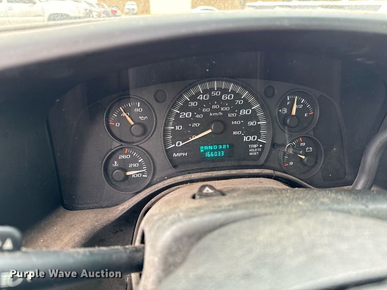 image for item NI9667 2004 Chevrolet Express 3500 van