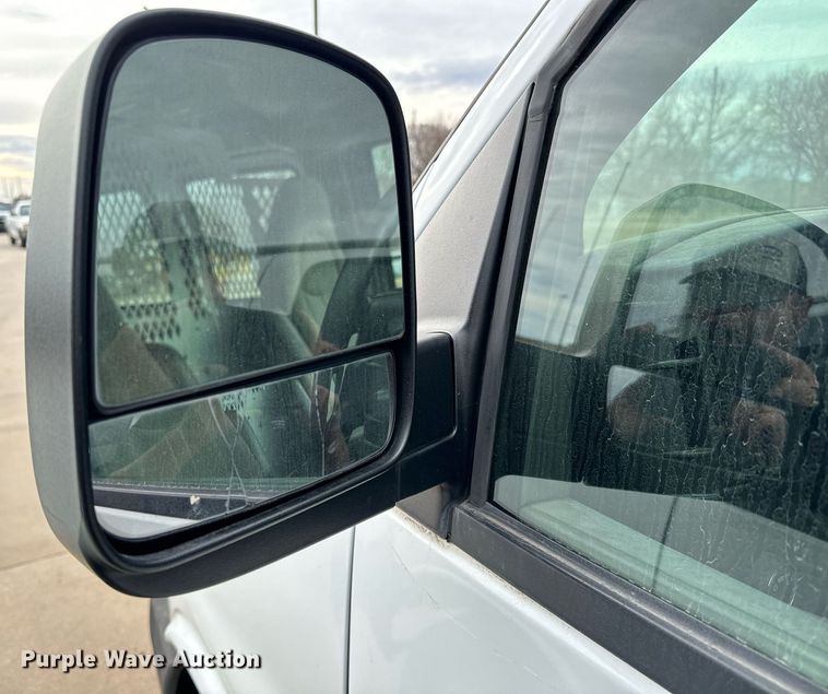 image for item NI9669 2008 Chevrolet Express 2500 van