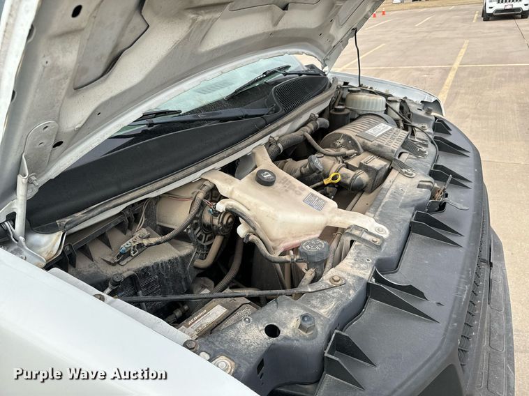image for item NI9669 2008 Chevrolet Express 2500 van