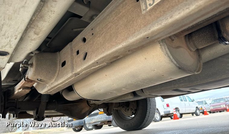 image for item NI9670 2007 Chevrolet Express 2500 van