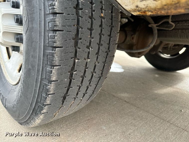 image for item NI9670 2007 Chevrolet Express 2500 van