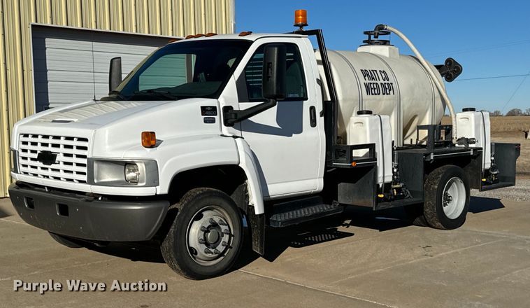 image for item NI9672 2003 Chevrolet C4500  sprayer truck