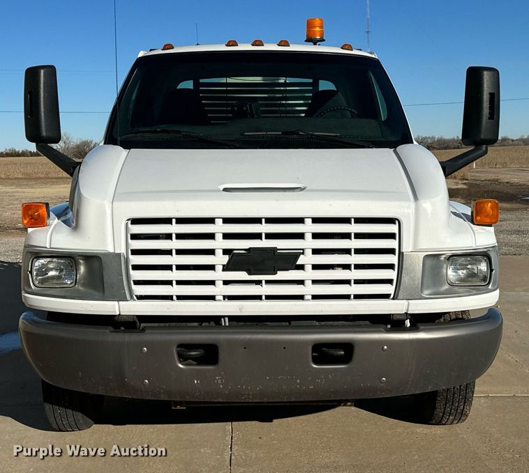 image for item NI9672 2003 Chevrolet C4500  sprayer truck