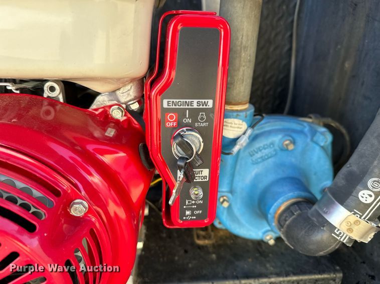 image for item NI9672 2003 Chevrolet C4500  sprayer truck