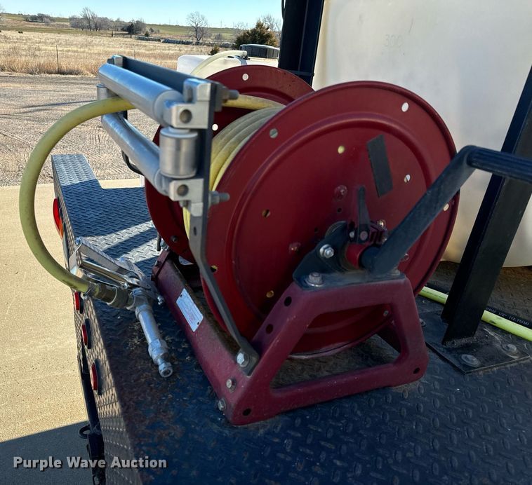 image for item NI9672 2003 Chevrolet C4500  sprayer truck