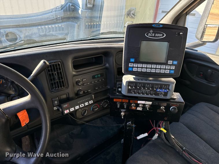 image for item NI9672 2003 Chevrolet C4500  sprayer truck