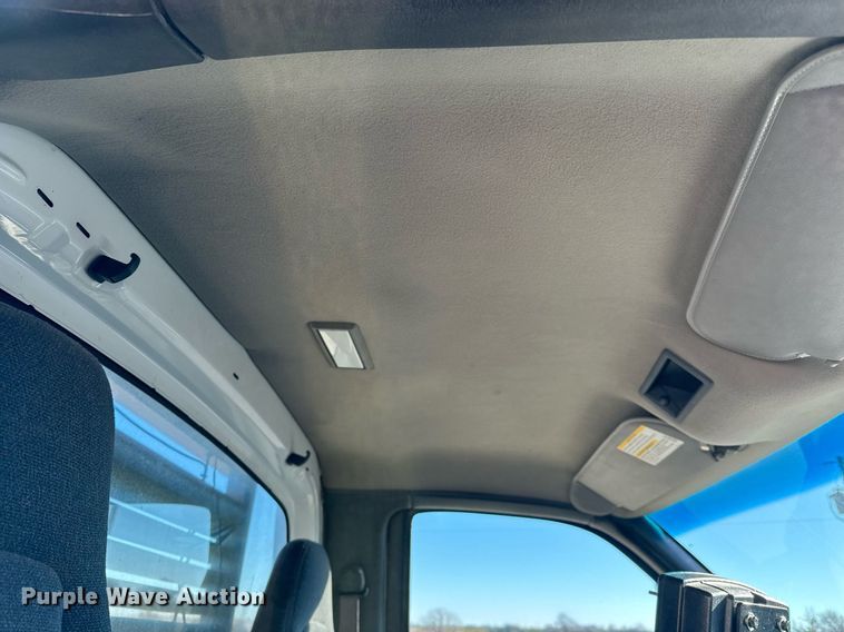 image for item NI9672 2003 Chevrolet C4500  sprayer truck