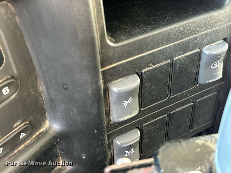 image for item NI9672 2003 Chevrolet C4500  sprayer truck