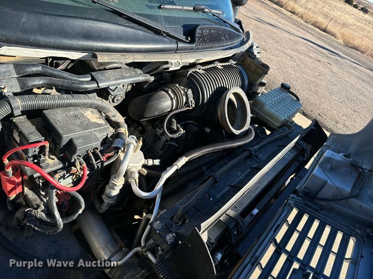 image for item NI9672 2003 Chevrolet C4500  sprayer truck