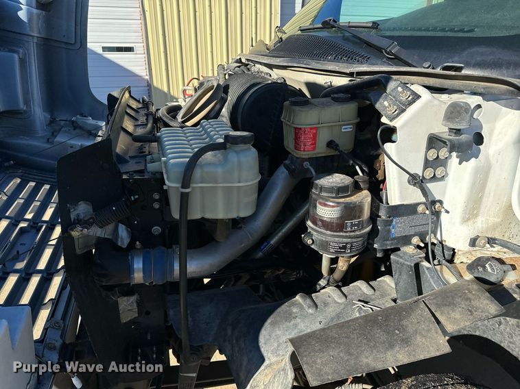 image for item NI9672 2003 Chevrolet C4500  sprayer truck