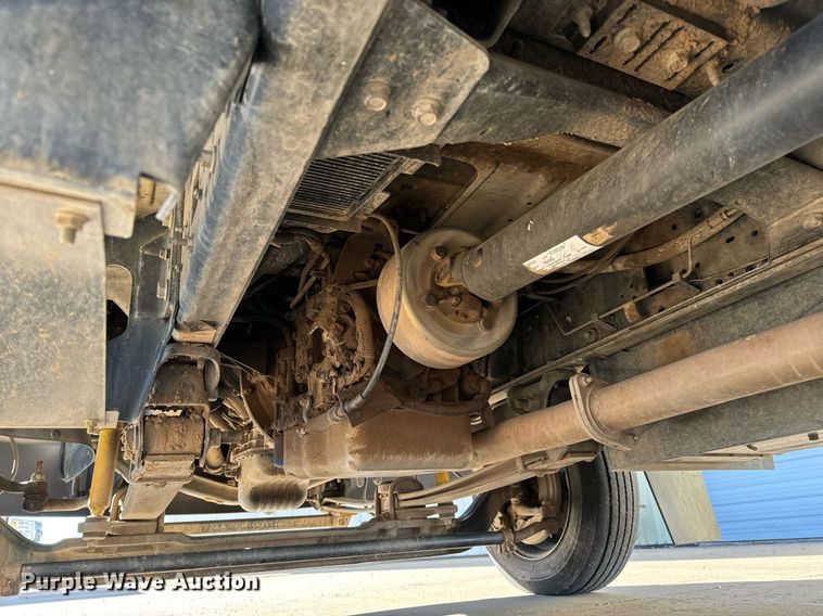 image for item NI9672 2003 Chevrolet C4500  sprayer truck