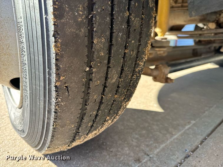 image for item NI9672 2003 Chevrolet C4500  sprayer truck