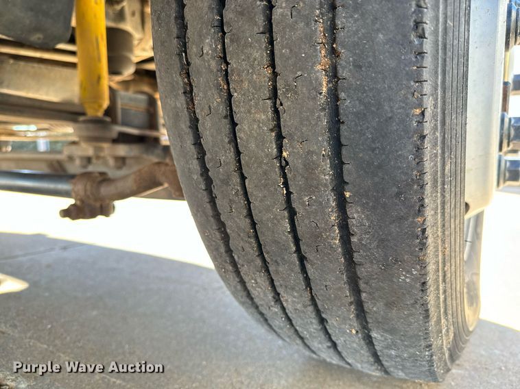 image for item NI9672 2003 Chevrolet C4500  sprayer truck