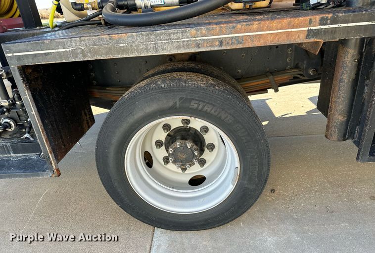 image for item NI9672 2003 Chevrolet C4500  sprayer truck