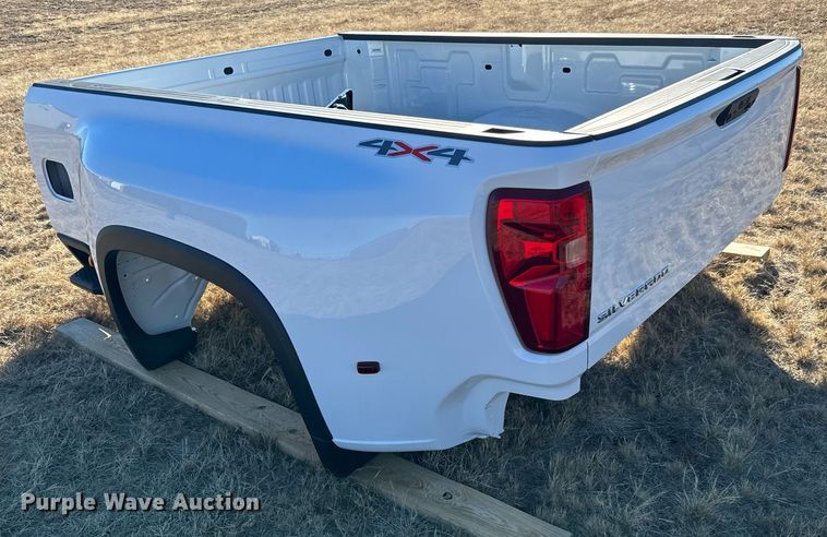 image for item NI9673 2024 Chevrolet Silverado 3500  pickup truck bed