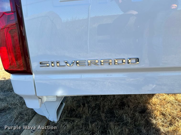 image for item NI9673 2024 Chevrolet Silverado 3500  pickup truck bed