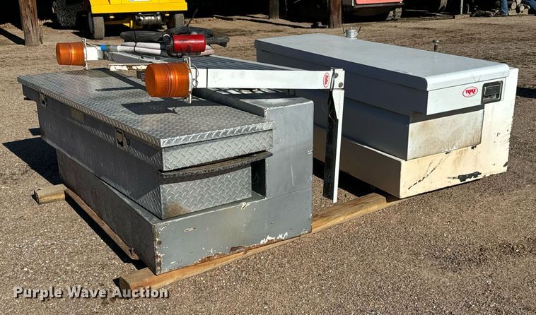 image for item NI9676 Automotive accessories