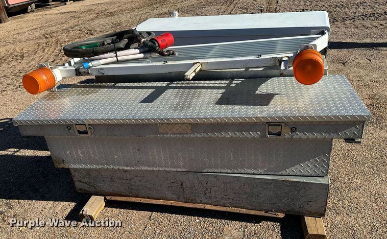 image for item NI9676 Automotive accessories