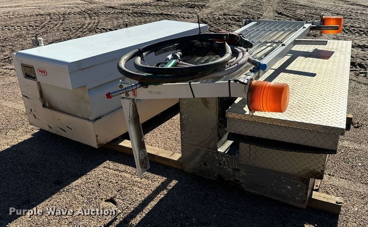 image for item NI9676 Automotive accessories