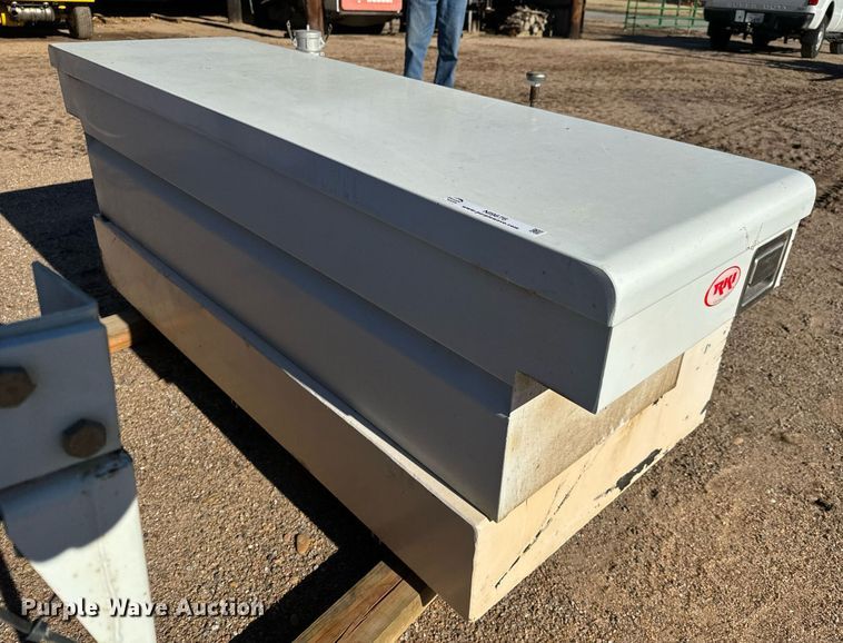 image for item NI9676 Automotive accessories